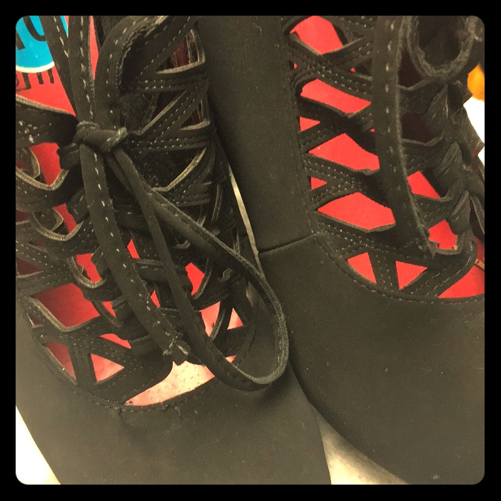 Black heals never worn